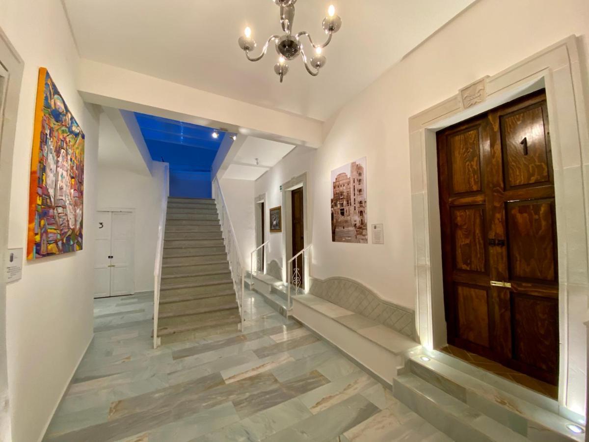 Hotel Universidad Γκουαναχουάτο Εξωτερικό φωτογραφία